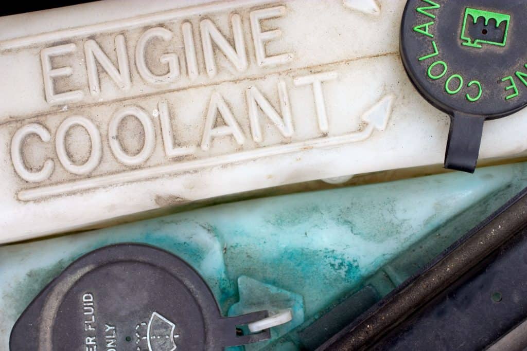 How to Pick the Best Coolant for Your Car (Beginner Guide 2021)