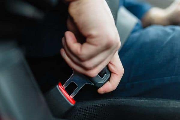 How to Fix Seat Belt