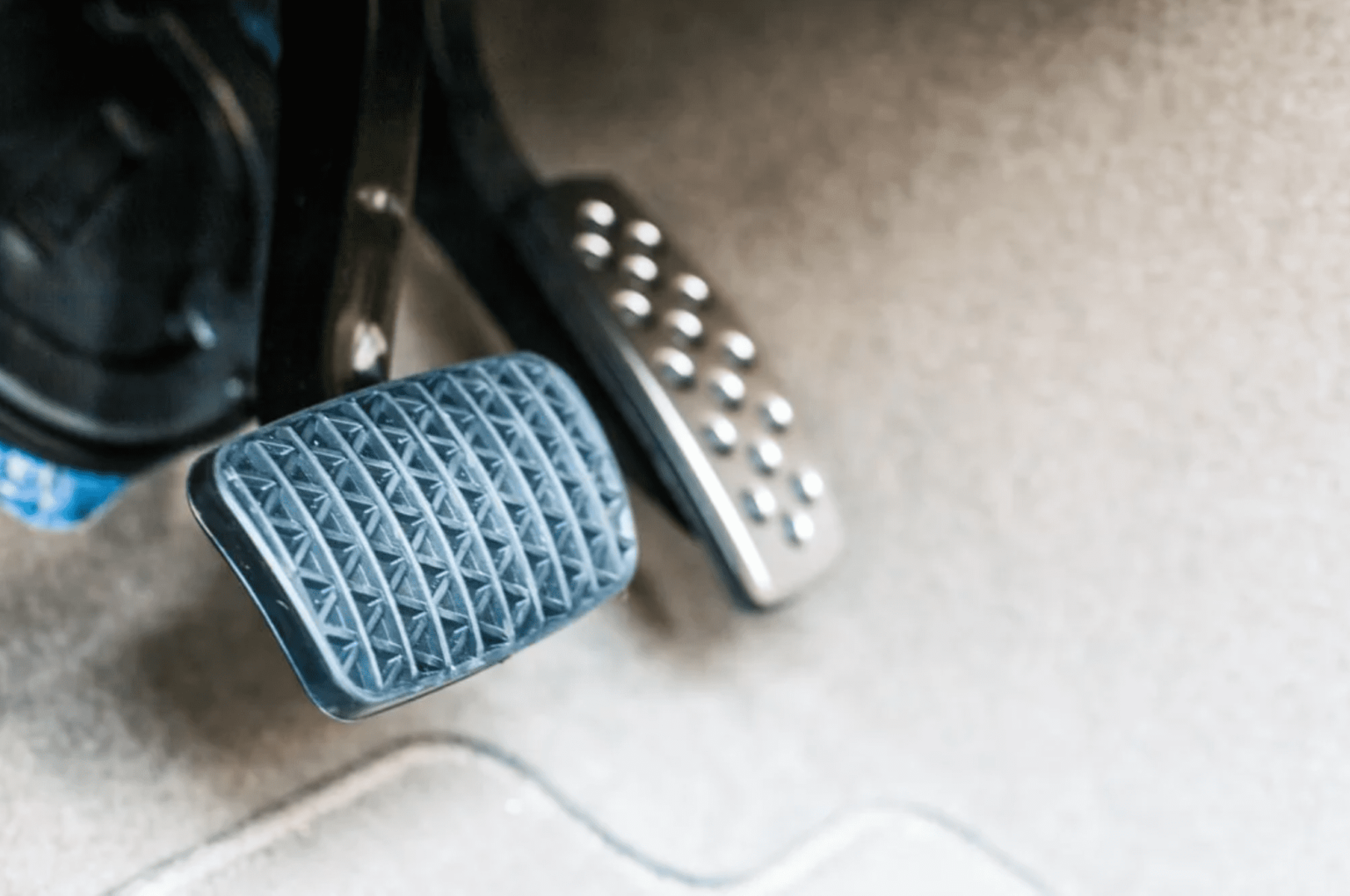 What To Do if Your Brake Pedal Suddenly Sinks to the Floor